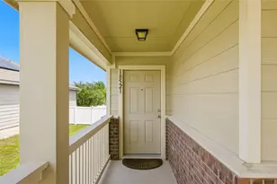 18521 Bandelier Dr, Pflugerville, TX 78660 - Photo 4