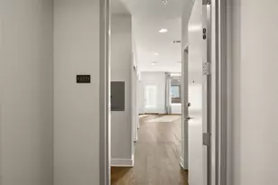 1800 E 4th St, Austin, TX 78702 - Photo 12