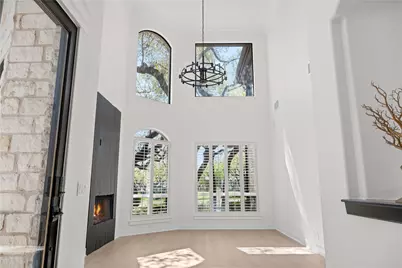 11 Treehaven Lane, The Hills, TX 78738 - Photo 4