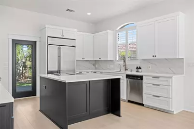 11 Treehaven Lane, The Hills, TX 78738 - Photo 6