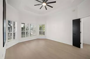 11 Treehaven Ln, The Hills, TX 78738 - Photo 20