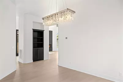 11 Treehaven Lane, The Hills, TX 78738 - Photo 10