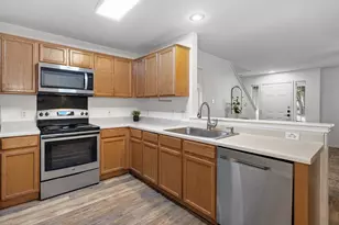 2301 Melissa Oaks Ln, Austin, TX 78744 - Photo 12
