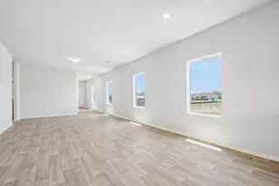 13700 Underbank Rd, Pflugerville, TX 78660 - Photo 10
