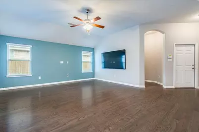 1905 Goldilocks Lane, Austin, TX 78652 - Photo 4