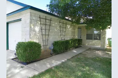 509 Texas Avenue, Round Rock, TX 78664 - Photo 1