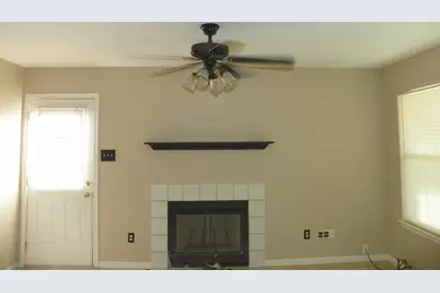 509 Texas Avenue, Round Rock, TX 78664 - Photo 4