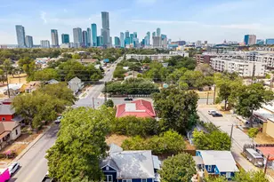 1906 E 2nd St, Austin, TX 78702 - Photo 22