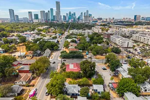 1906 E 2nd St, Austin, TX 78702 - Photo 16
