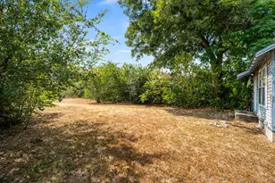 1906 E 2nd St, Austin, TX 78702 - Photo 6