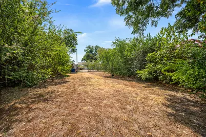 1906 E 2nd Street, Austin, TX 78702 - Photo 1