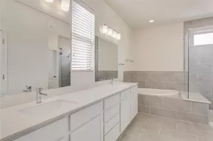 9100 Garnet Dr, Austin, TX 78729 - Photo 14
