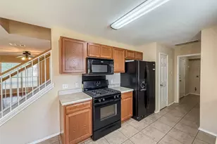 909 Remington Dr, Leander, TX 78641 - Photo 10