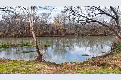 256 Greasy Bend Road, Smithville, TX 78957 - Photo 8