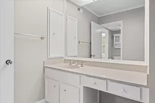115 World of Tennis Sq, Lakeway, TX 78738 - Photo 20