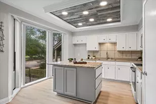 115 World of Tennis Sq, Lakeway, TX 78738 - Photo 6