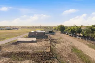 17309 Skog Rd, Elgin, TX 78660 - Photo 12