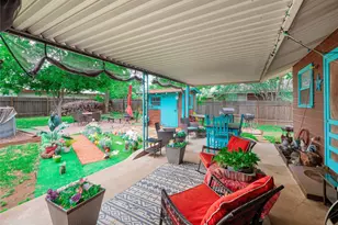 1207 Flag St, Llano, TX 78643 - Photo 28