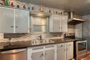 1207 Flag St, Llano, TX 78643 - Photo 8