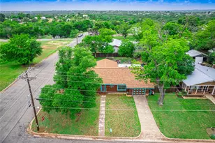 1207 Flag St, Llano, TX 78643 - Photo 1