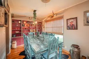 1207 Flag St, Llano, TX 78643 - Photo 6