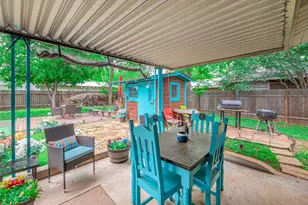 1207 Flag St, Llano, TX 78643 - Photo 30