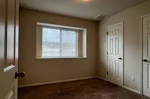 2708 Cottonwood Shores Dr, Austin, TX 78725 - Photo 30
