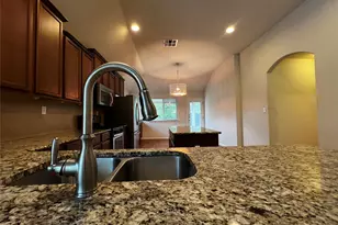 2708 Cottonwood Shores Dr, Austin, TX 78725 - Photo 14