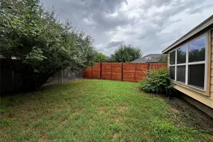 2708 Cottonwood Shores Dr, Austin, TX 78725 - Photo 36