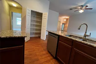 2708 Cottonwood Shores Dr, Austin, TX 78725 - Photo 20