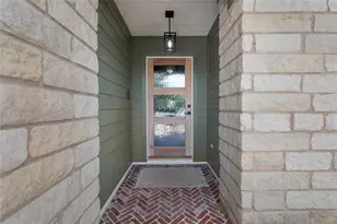 1016 Klondike Loop, Round Rock, TX 78665 - Photo 2