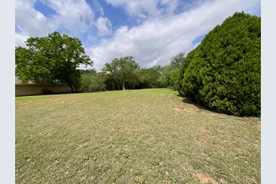 117 Allison Cove, Elgin, TX 78621 - Photo 2