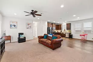 557 Twisted Oaks Ln, Buda, TX 78610 - Photo 12