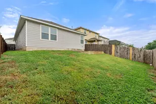 557 Twisted Oaks Ln, Buda, TX 78610 - Photo 30