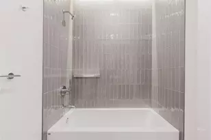 610 Davis St, Austin, TX 78701 - Photo 18