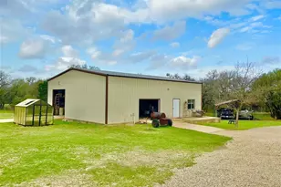 2501 Co Rd 228, Florence, TX 76527 - Photo 4