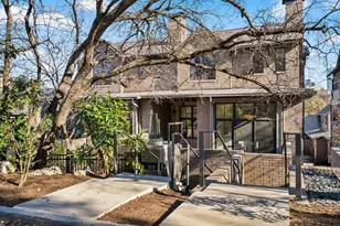 615 Harthan St, Austin, TX 78703 - Photo 2