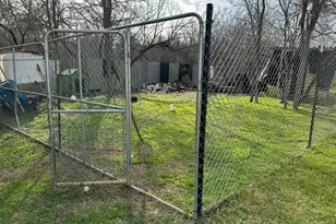 185 N Blushing Dr, Cedar Creek, TX 78612 - Photo 26