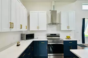 185 N Blushing Dr, Cedar Creek, TX 78612 - Photo 8