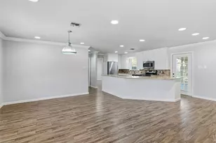 163 Lakeside Dr, Seguin, TX 78155 - Photo 6