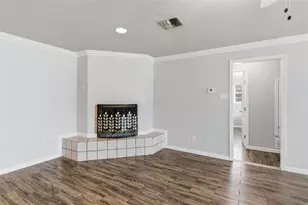 163 Lakeside Dr, Seguin, TX 78155 - Photo 8