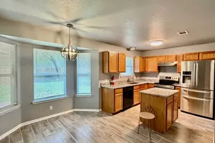 7 S Bobcat Ct, Morgan's Point Resort, TX 76513 - Photo 6