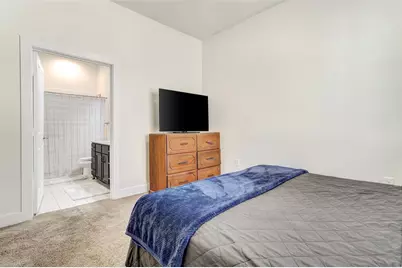 2400 Louis Henna Boulevard #305, Round Rock, TX 78664 - Photo 16