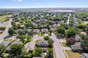2346 Friarcreek Loop, Round Rock, TX 78664 - Photo 2