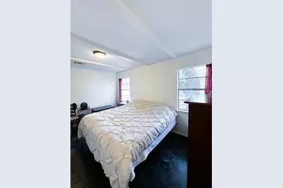 902 Austin Highlands Boulevard, Austin, TX 78745 - Photo 18