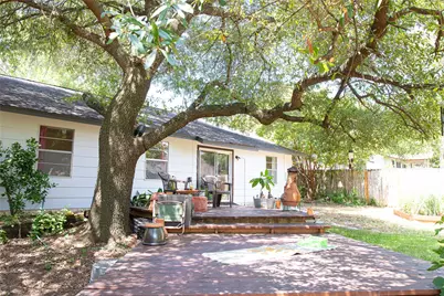 902 Austin Highlands Boulevard, Austin, TX 78745 - Photo 28