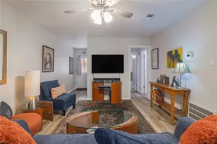 7406 Shadow Hill Dr, Austin, TX 78731 - Photo 6