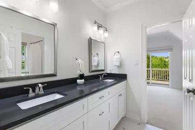 1300 Puddleby Cove, Austin, TX 78746 - Photo 26