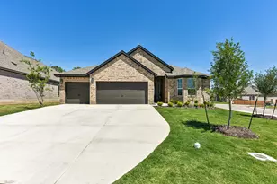 1000 Rollingwood Trl, Georgetown, TX 78633 - Photo 2