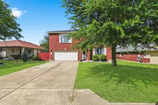 111 Brazos Ln, Kyle, TX 78640 - Photo 4